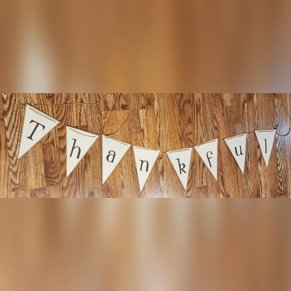Thankful Banner with Jute String